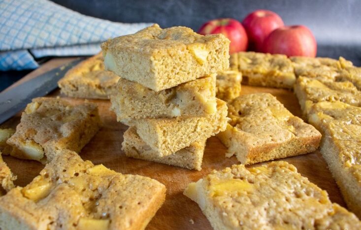 Apple and Cinnamon Blondies