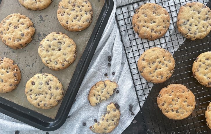 Chocolate Chip Shortbread - DonnaDundas.co.uk