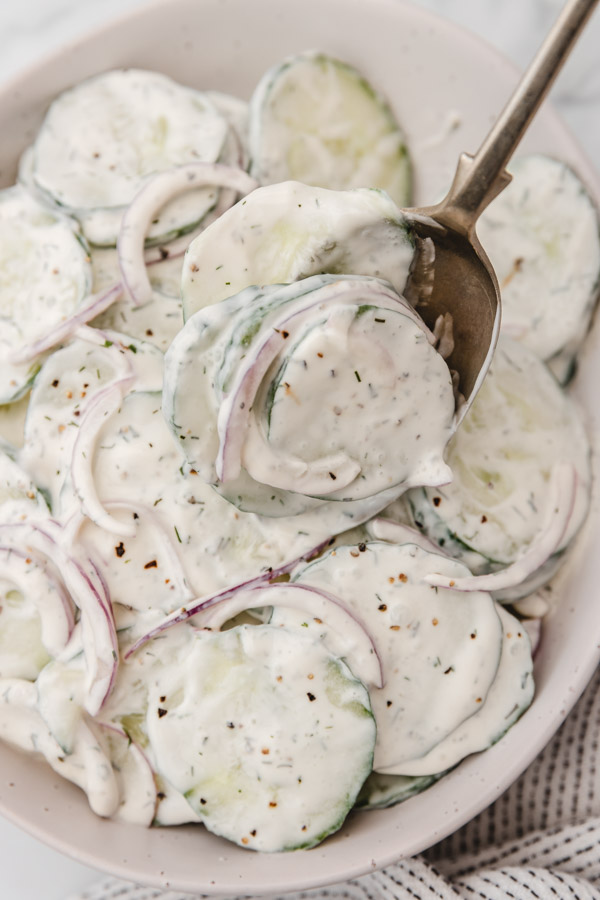 Creamy Cucumber Salad With Sour Cream