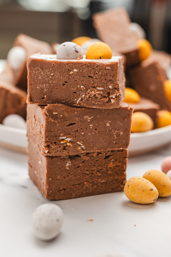 Mini Egg Fudge